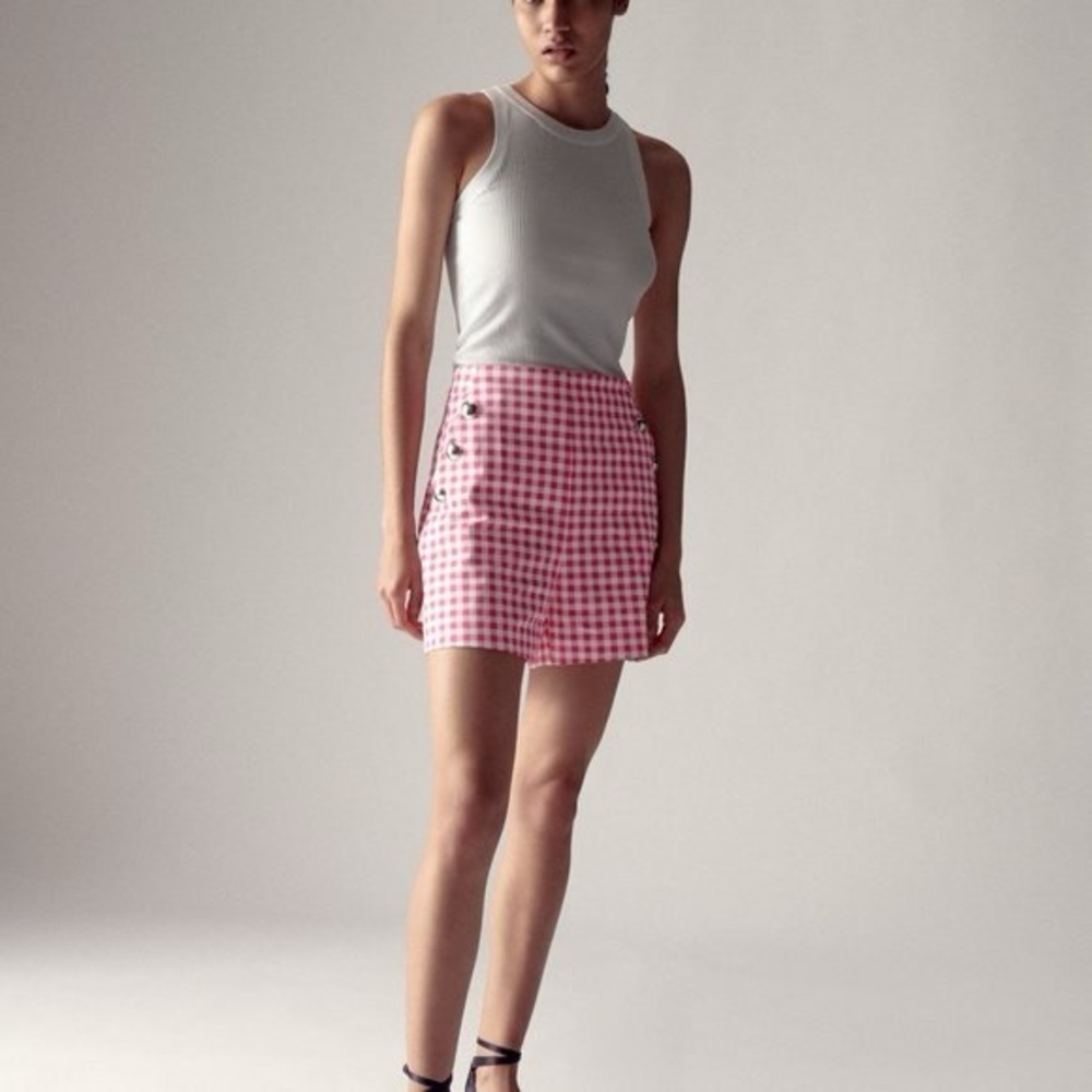 NEW Zara Pink Gingham High Waisted Shorts